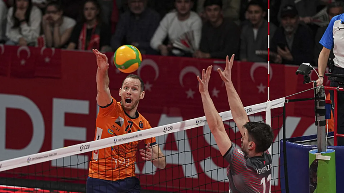 CEV Erkekler Şampiyonlar Ligi: Ziraat Bankkart set vermeden galip! CEV Erkekler Şampiyonlar Ligi: Ziraat Bankkart set vermeden galip!