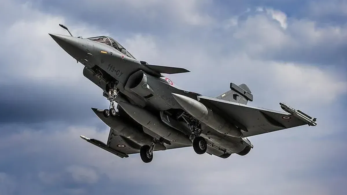Güney Kore ve Fransa'dan 3 yıl aradan sonra ilk! Ortak hava tatbikatı düzenlendi