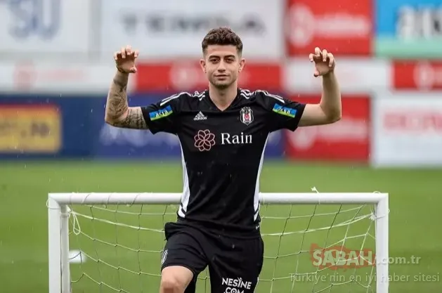 Gönlünü bakın kime kaptırdı! Melisa Döngel o futbolcuyla aşk yaşıyor!