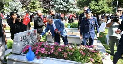 Kayseri’de 15 Temmuz dolayısıyla şehitlikler ziyaret edildi #kayseri