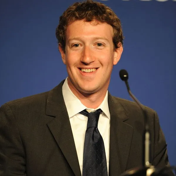 Mark Zuckerberg'in Tim Cook'a olan cevabı gecikmedi!