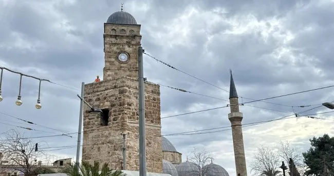 Antalya Saat Kulesi Nerede, Nasıl Gidilir? Antalya Saat Kulesi Hikayesi, Tarihi ve Özellikleri