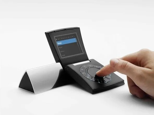 Dünyanın en tuhaf tasarıma sahip telefonları