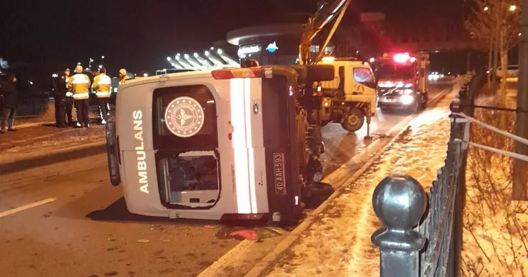 Kırşehir’de kaza: ambulans devrildi