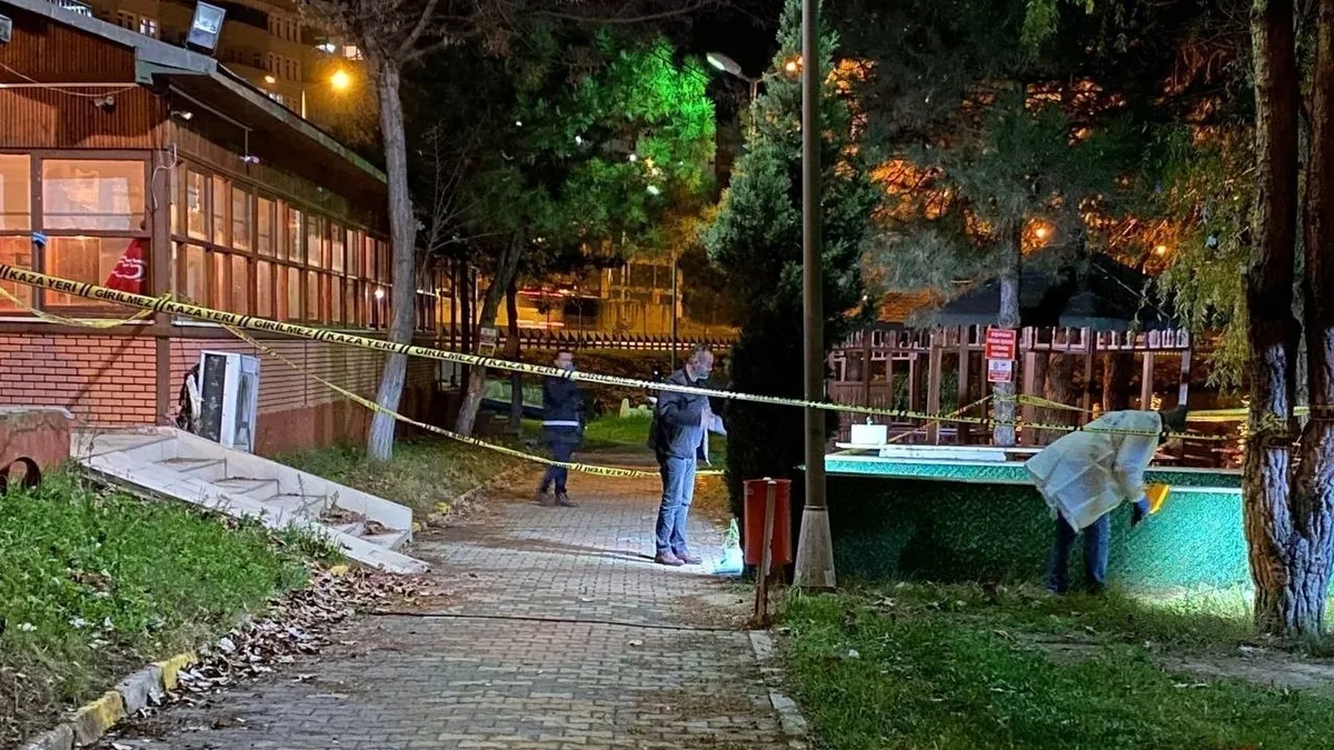 Cani koca Kıymet’i restoranda katletmişti: Mahkemede kan donduran detaylar! Boşanmayı beklerken… Cani koca Kıymet’i restoranda katletmişti: Mahkemede kan donduran detaylar! Boşanmayı beklerken…