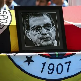 Can Bartu'nun cenazesi, ona yakışır şekilde kalktı!
