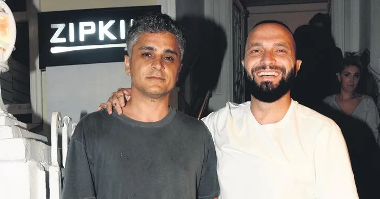 Sahne haberini Berkay verdi