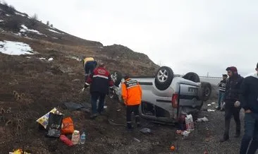 Sivas’ta feci kaza! Kaza yapan araç ters döndü: Yaralılar var