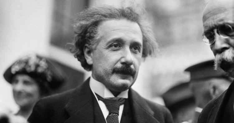Einstein’ın Tanrı mektubu 2,9 milyon dolara satıldı
