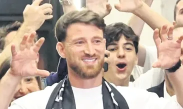 Salih Özcan, İstanbul’da