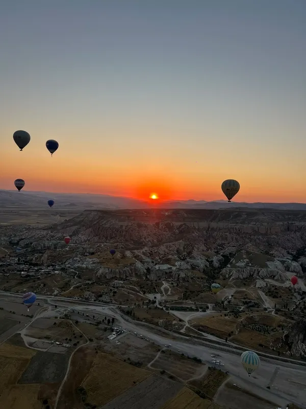 ilk-6-ayda-306-bin-turist-kapadokyayi-gokyuzunden-izledi-1784634680366.jpg