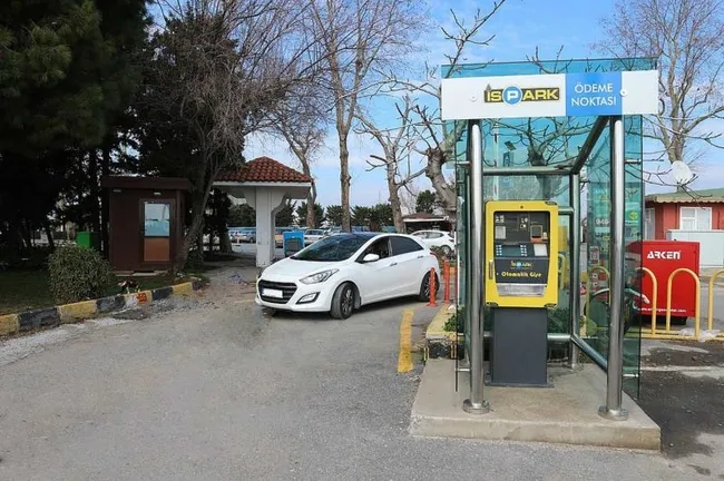 son-dakika-isparka-2-yilda-3uncu-zam-chpli-yonetim-yuzde-625e-evet-dedi-12-saatlik-otopark-ucreti-550-lira-old-1765628138716.jpeg
