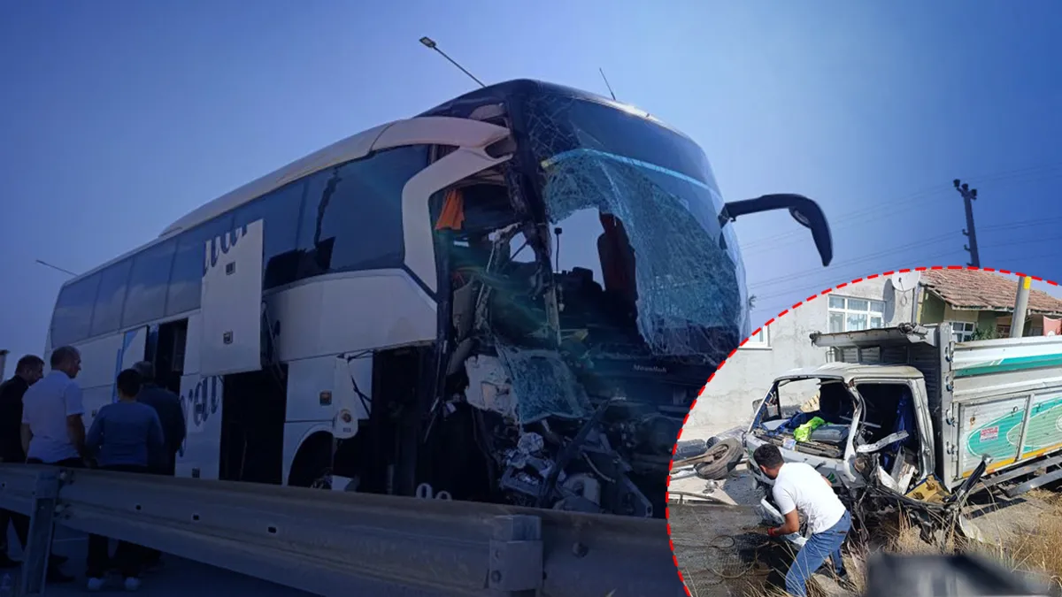 Afyon’da yolcu otobüsü ile kamyon çarpıştı: 1 ölü 15 yaralı haber görseli
