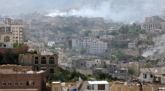 yemende-ayrilikci-guclere-ilk-hava-darbesi-ggk-mevzileri-vuruldu-1766750055687.jpg Yemen’de ayrılıkçı güçlere ilk hava darbesi: GGK mevzileri vuruldu