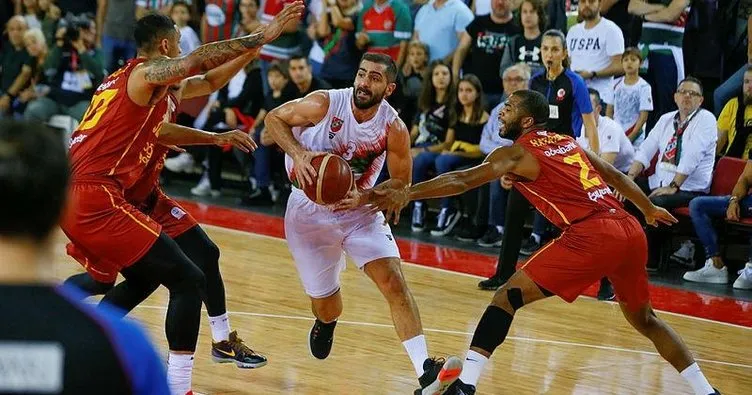 Pınar Karşıyaka, Galatasaray’ı farklı yendi