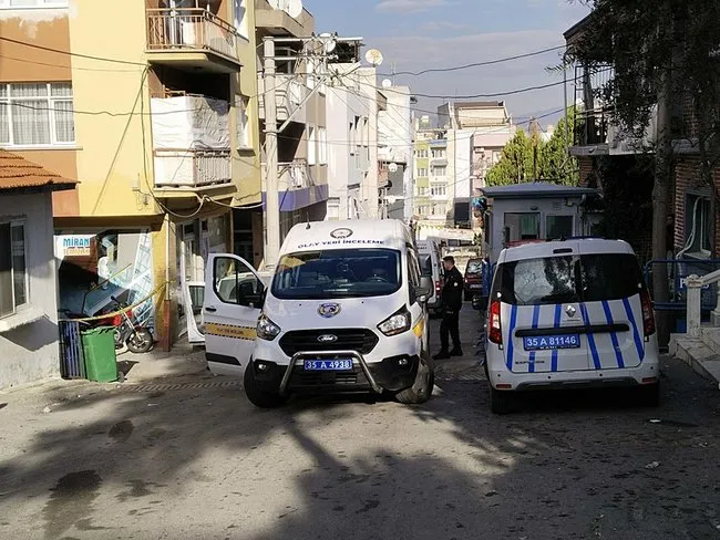 kiz-arkadasinin-cansiz-bedeniyle-polis-merkezine-gitti-1733568504125.jpeg