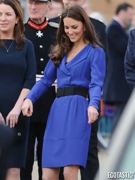 Kate Middleton kolları sıvadı!