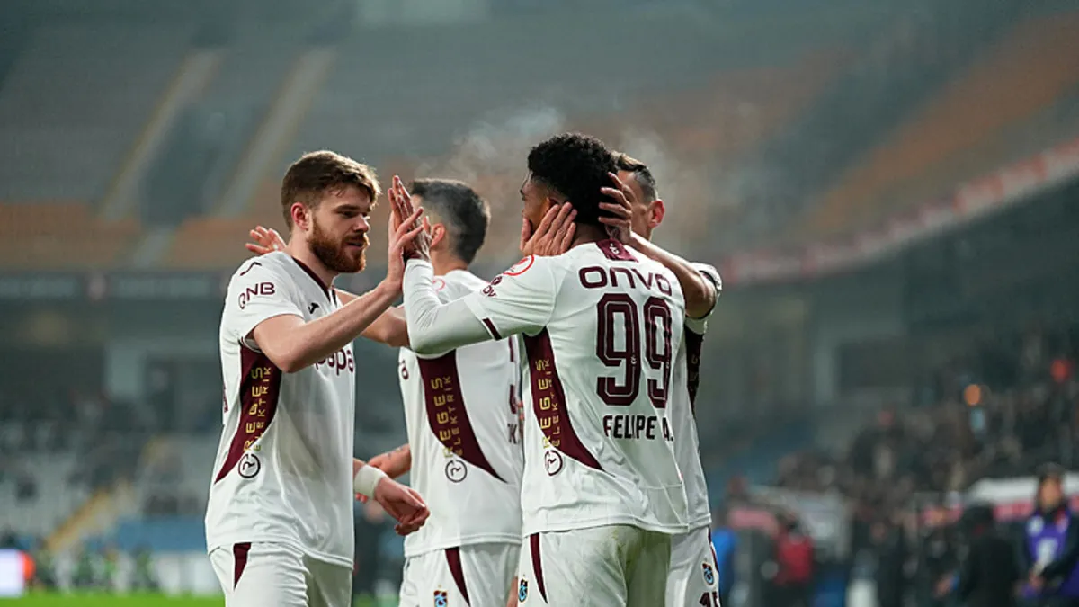 Son dakika: Trabzonspor, Ziraat Türkiye Kupası’nda çeyrek finalde!