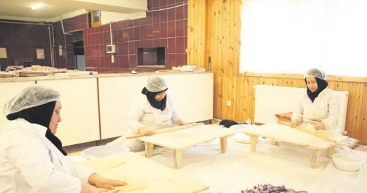 Çıftçıler üretıyor valılık satıyor