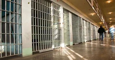 Büyük çaplı siber saldırı gerçekleşti! Hapishanenin kameraları ve kapıları çalışmadı!