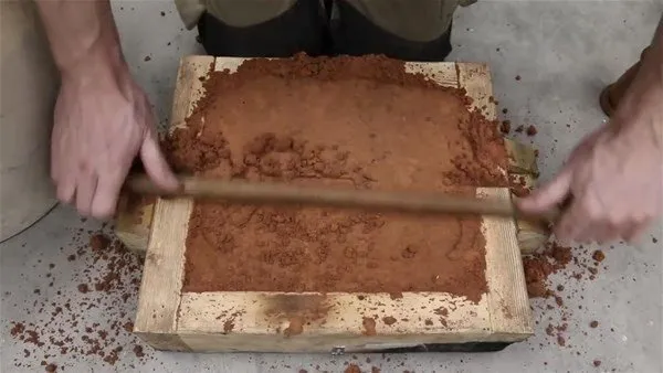Mermi kovanlarından yaptığı şeye çok şaşıracaksınız