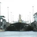 Panama’dan ilk gemi geçti