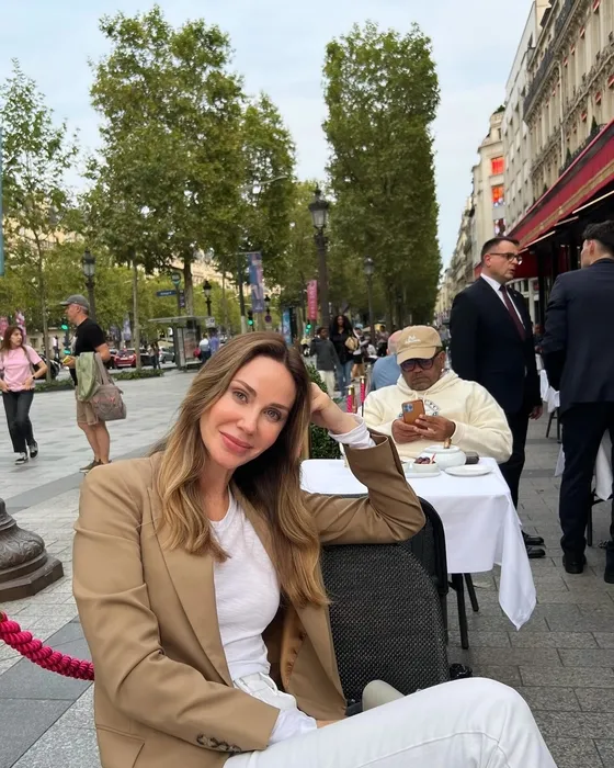 47’lik Demet Şener’in abilerini ilk kez görenler şoke oldu! Kızı aynı dayısına benziyor