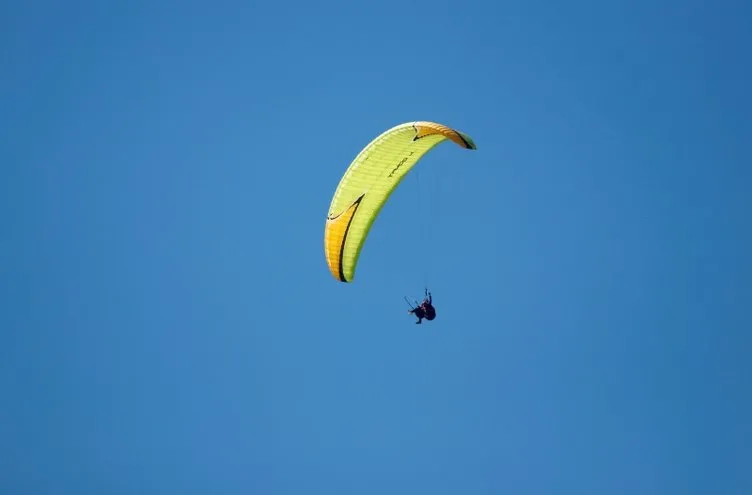 Fethiye’de yamaç paraşütleri gökyüzünü renklendirdi