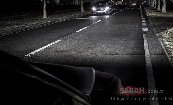 Otomobil dünyasında yenilikler bitmiyor! Şimdi de farlar akıllanıyor