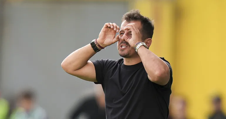 Emre Belözoğlu: Başarı varsa bunun aktörü oyuncular