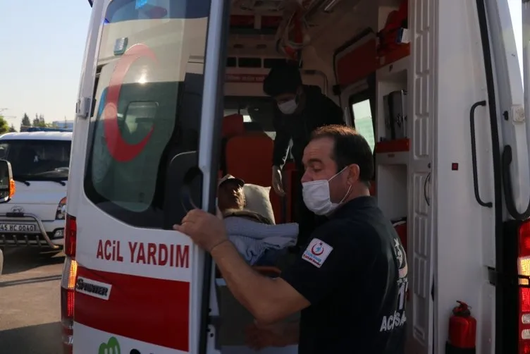 Son dakika: Manisa'da korkunç kaza! 2 ölü, 10 yaralı...