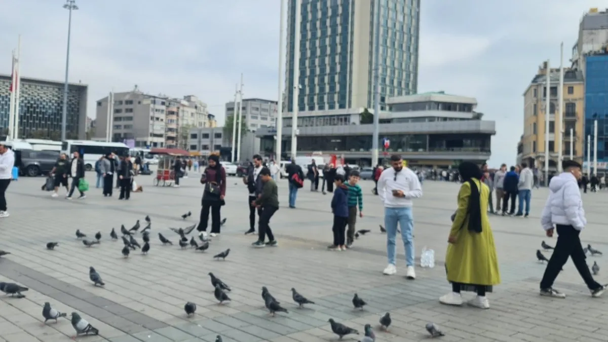 Taksim metro istasyonu ve Taksim-Kabataş Füniküler hattı kapatılıyor