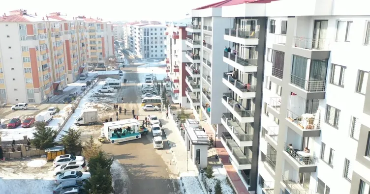 Vanlılar yeni yıla eğlenerek başladı