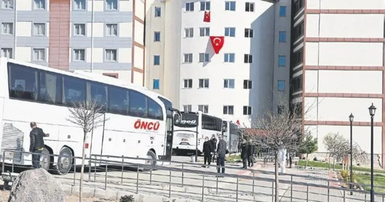 84 Türk vatandaşı Niğde’de yurtlara yerleştirildi