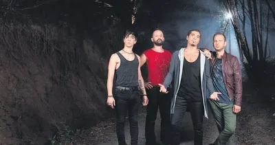 Manga’dan ay yıldızlı klip