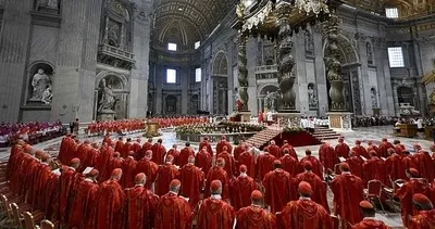 Yeni papa kim oldu, belli oldu mu, hangi isimle anılacak? Vatikan’dan beklenen beyaz duman yükseldi!