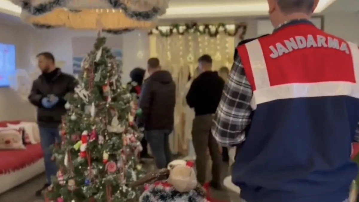 Samsun’da masaj salonuna fuhuş operasyonu! 3 şüpheli tutuklandı… Samsun’da masaj salonuna fuhuş operasyonu! 3 şüpheli tutuklandı…