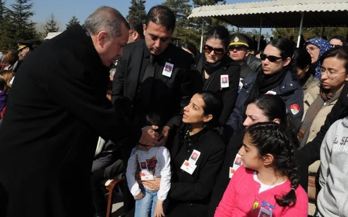 Cumhurbaşkanı Gül ve Başbakan Erdoğan’ın zor anları