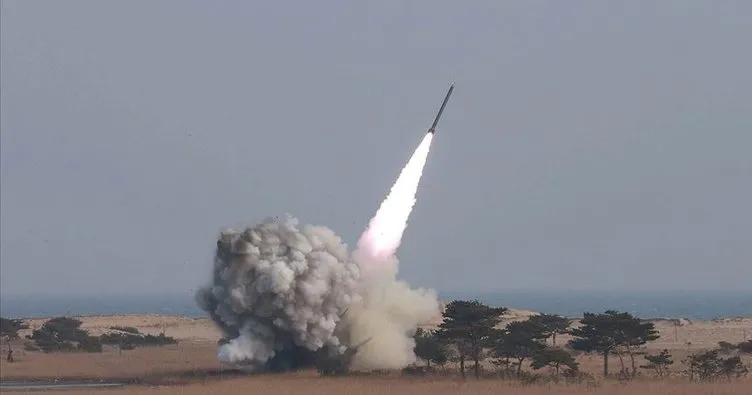 Kuzey Kore doğu sularına balistik füze fırlattı