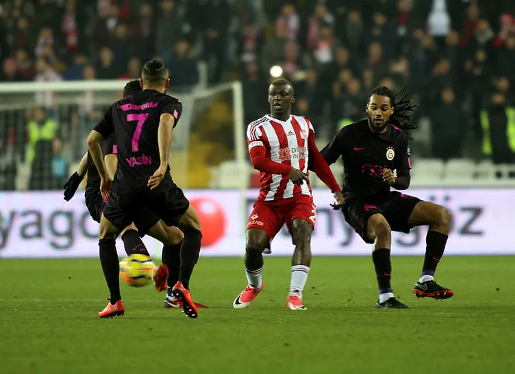 Ahmet Çakar: İçine Tudor kaçmış!