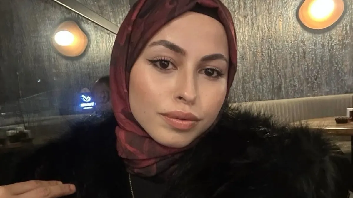 Sakarya’da feci kaza: İki kamyonet çarpıştı kaldırımdaki genç kız hayatını kaybetti! Sakarya’da feci kaza: İki kamyonet çarpıştı kaldırımdaki genç kız hayatını kaybetti!