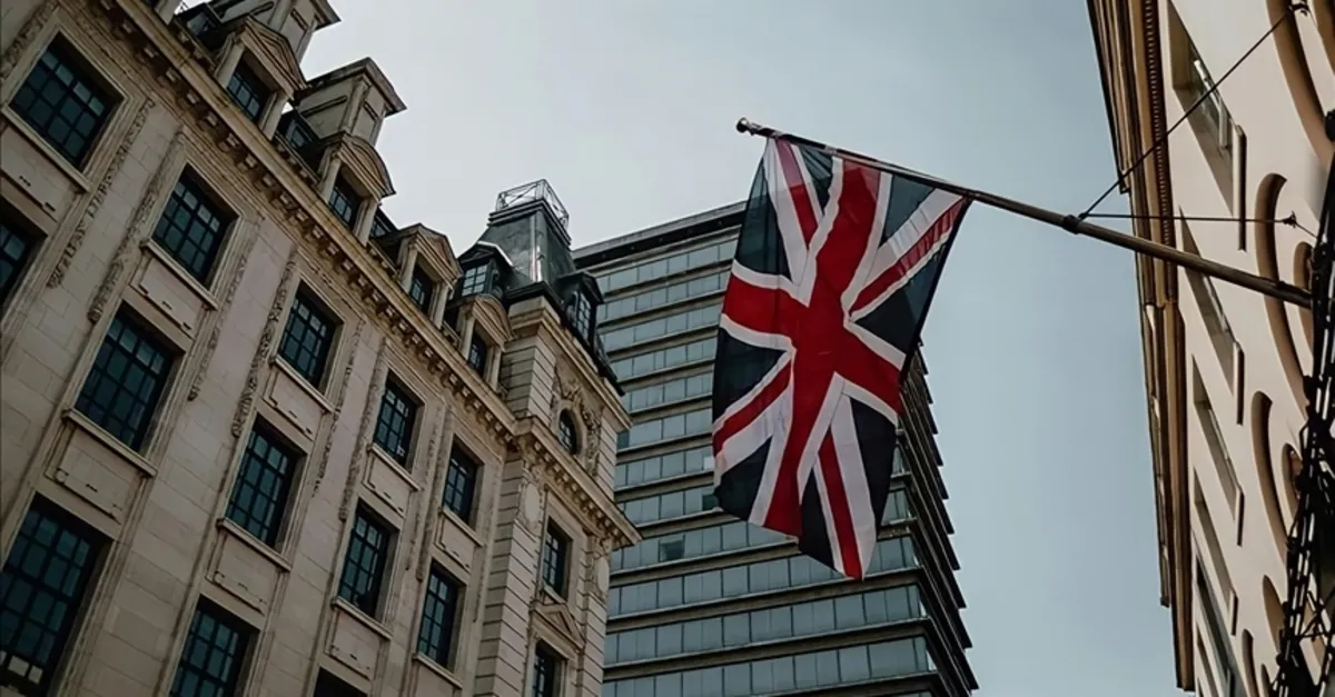 İngiltere’de konut fiyatları mart ayında yükseldi İngiltere’de konut fiyatları mart ayında yükseldi