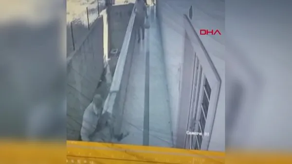 Kocaeli'de korkunç kaza: Oturduğu mermer kırılınca 3 metreden aşağı düşüp öldü! O anlar kamerada | Video