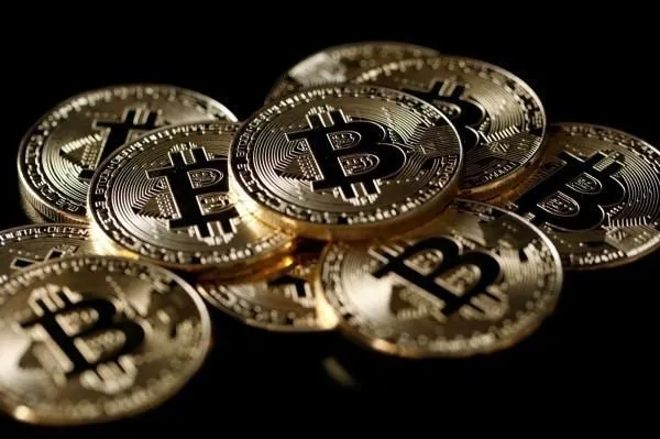 Okulu bıraktı Bitcoin milyoneri oldu