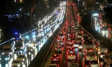 İstanbul’da trafik yine kilitlendi! #istanbul