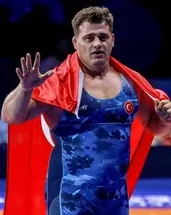 Rıza Kayaalp yarı finale yükseldi