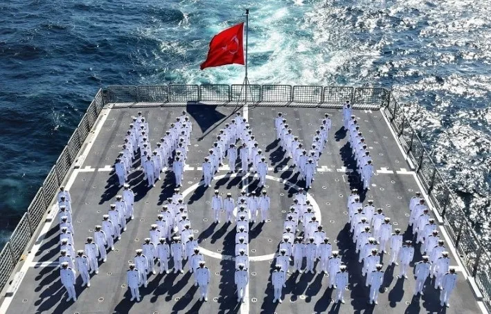 Yunanistan’da Mavi Vatan paniği! Tatbikat hazır ola geçirdi: Türk deniz gücü hızla yükseliyor!