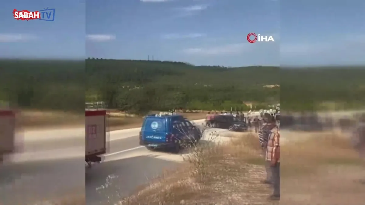 Bursa’da takla atan araçtaki çift yaşamını yitirdi videosunu izle Bursa’da takla atan araçtaki çift yaşamını yitirdi videosunu izle