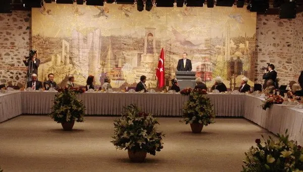 Erdoğan edebiyatçılarla buluştu