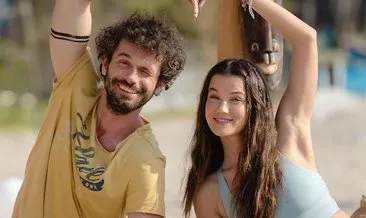 Pınar Deniz gönlünü yakışıklı oyuncuya kaptırdı! Pınar Deniz ile Yiğit Kirazcı şezlongda aşka geldi...